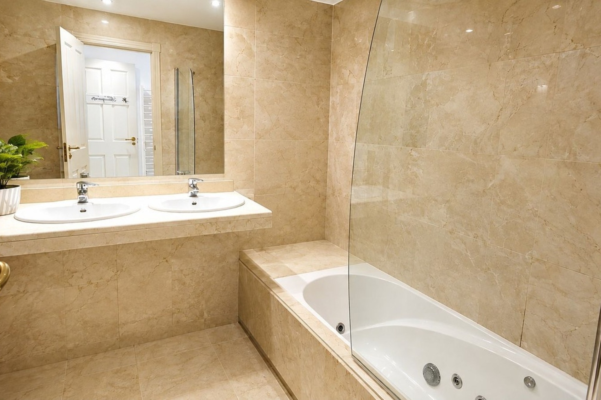 Rynek wtórny - apartment - Estepona - Estepona Centro