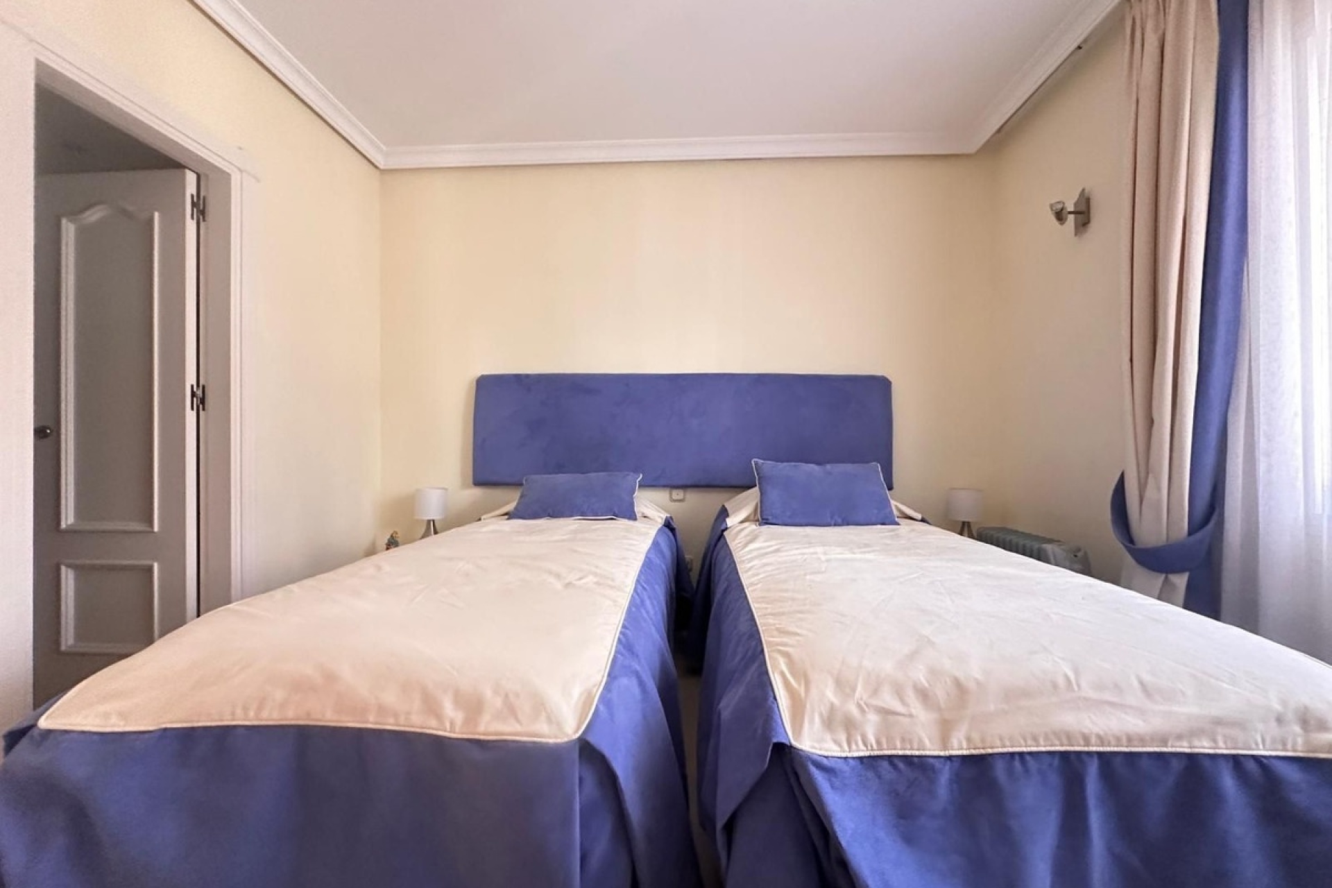 Rynek wtórny - apartment - Estepona - Estepona Centro