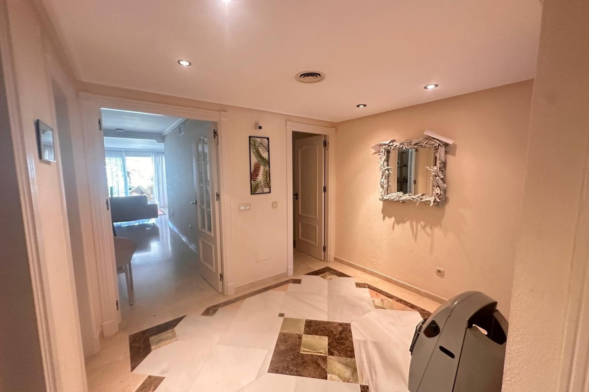 Rynek wtórny - apartment - Estepona - Estepona Centro
