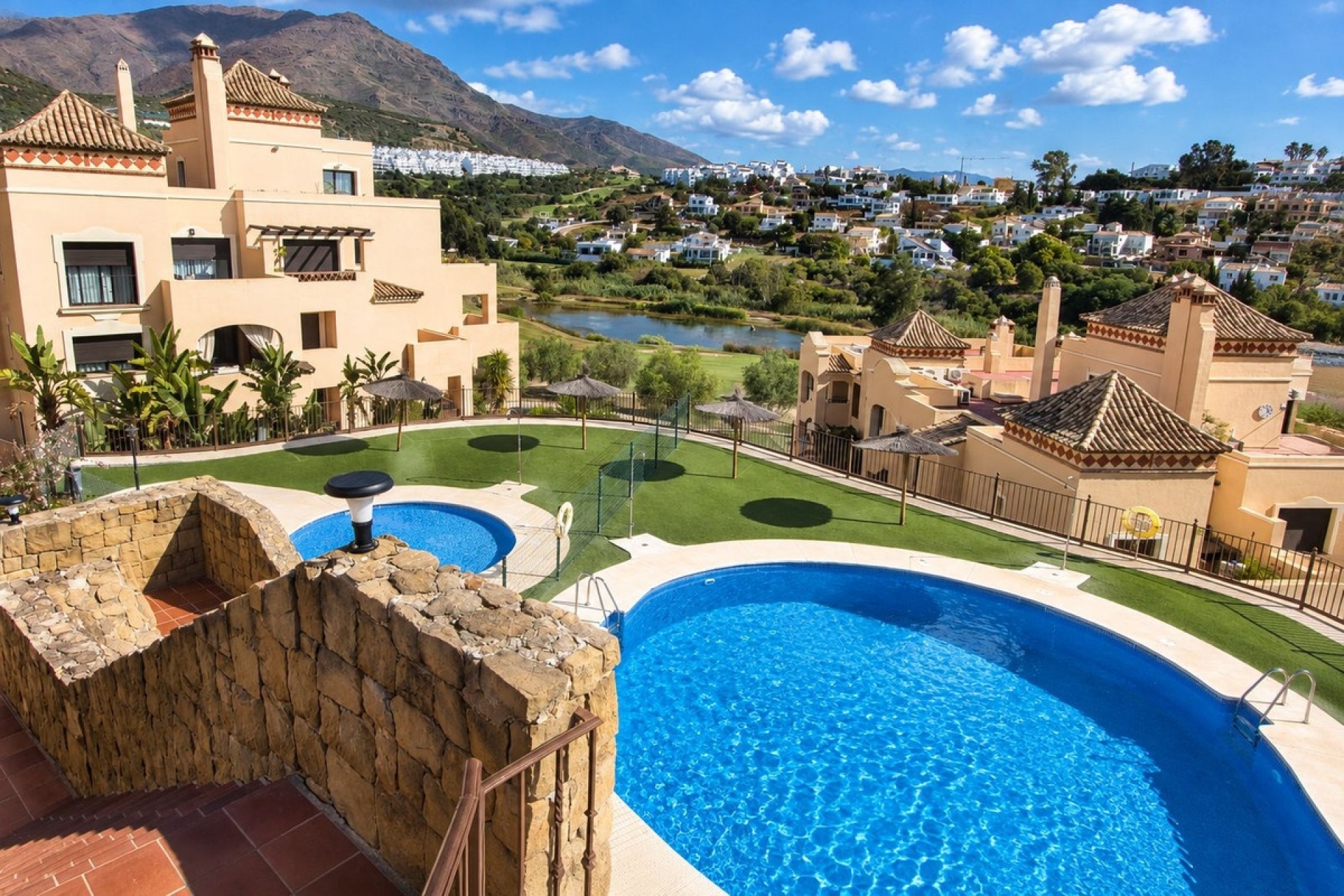Rynek wtórny - apartment - Estepona - Estepona Centro