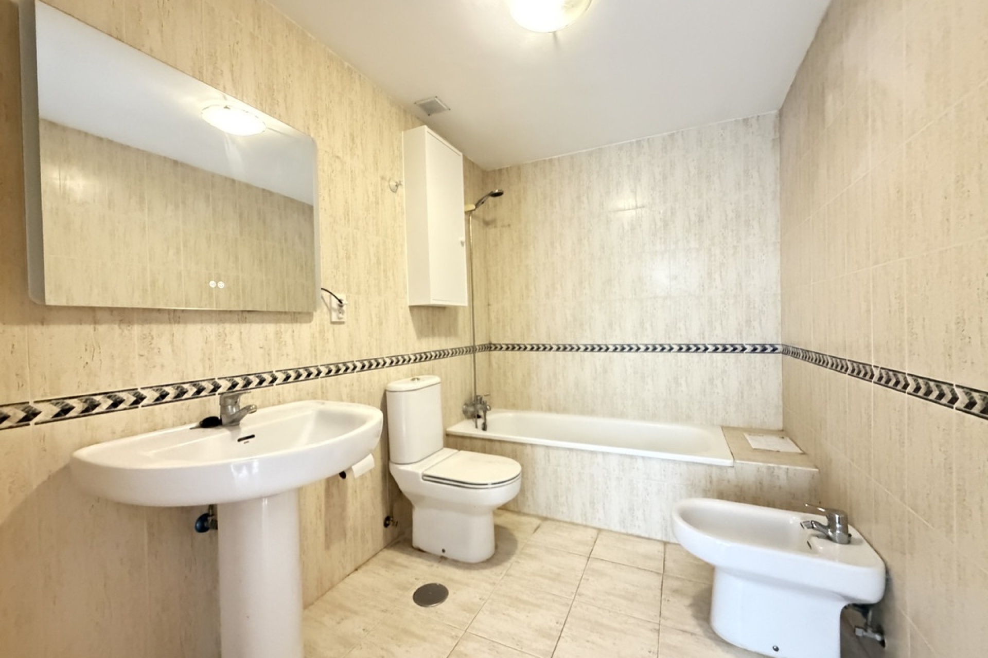 Rynek wtórny - apartment - Estepona - Estepona Centro