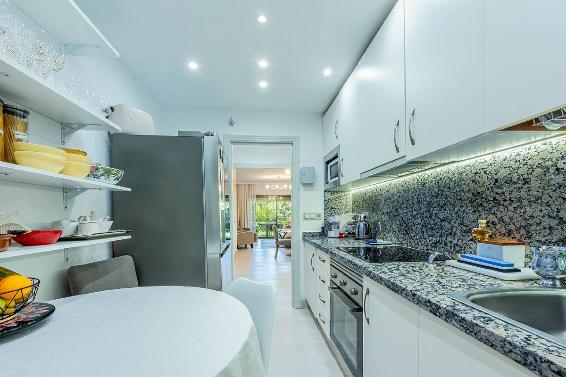 Rynek wtórny - apartment - Estepona - Estepona Centro