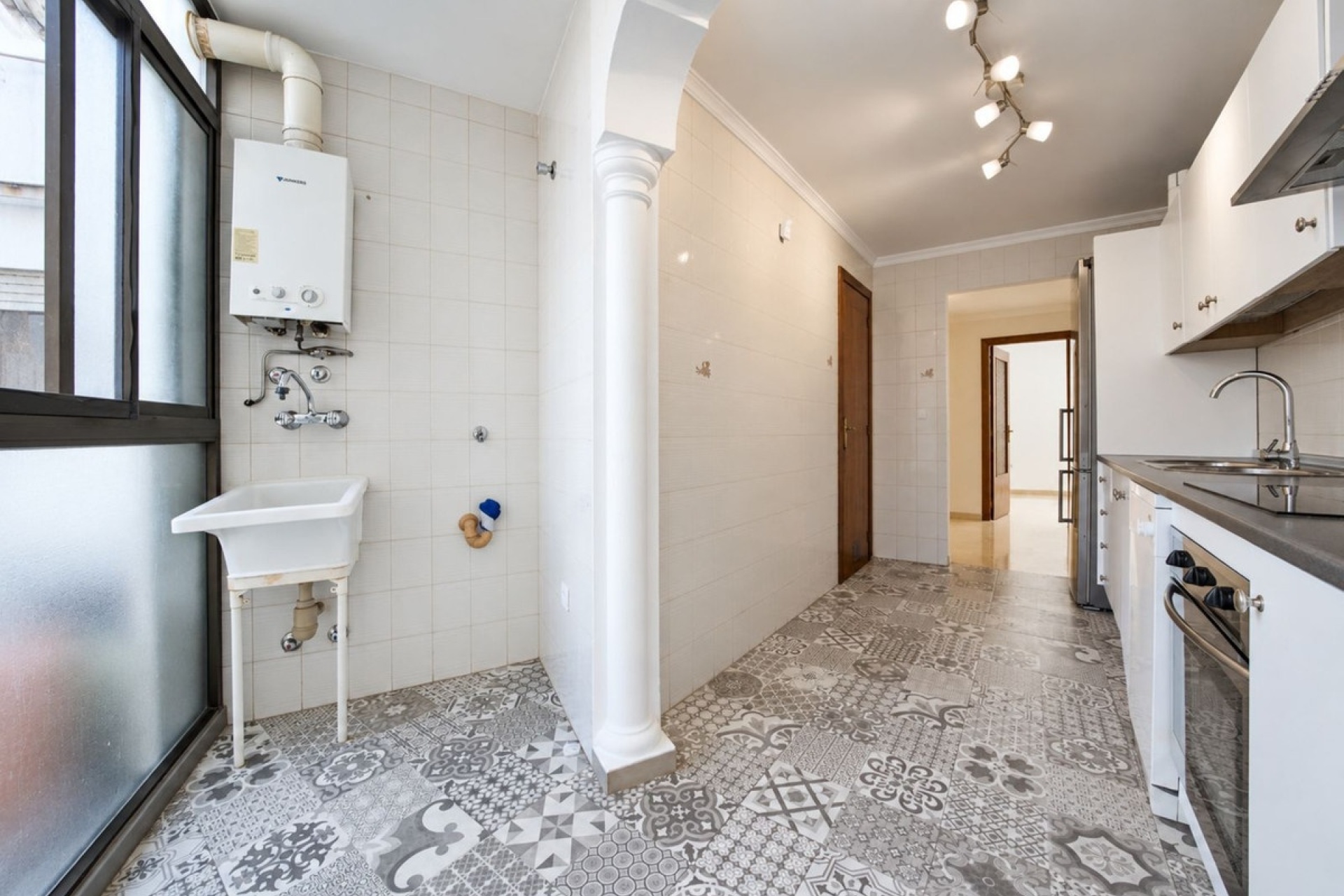 Rynek wtórny - apartment - Estepona - Estepona Centro
