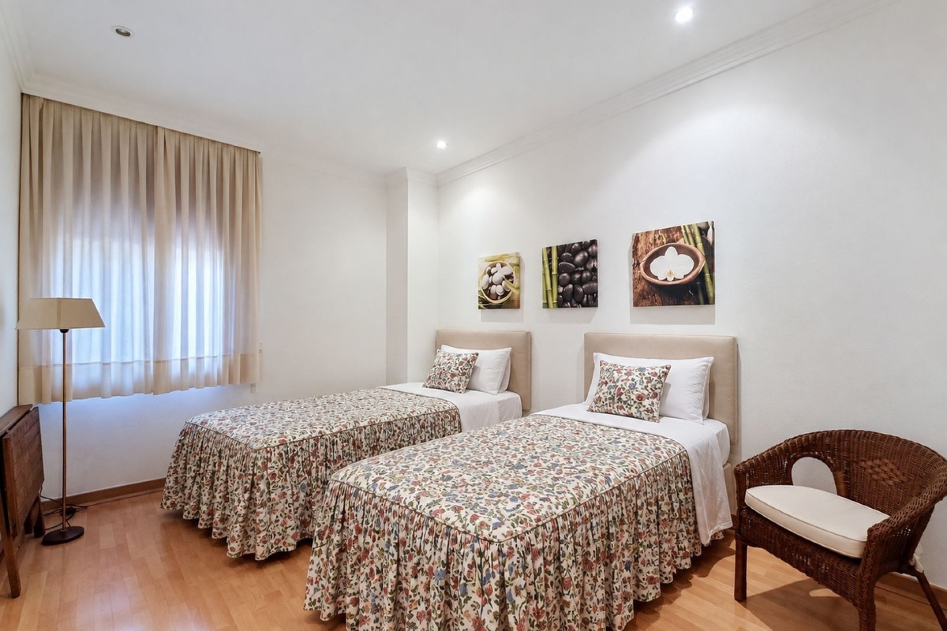 Rynek wtórny - apartment - Estepona - Estepona Centro