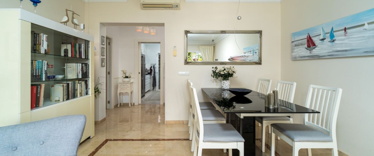 Rynek wtórny - apartment - Estepona - Estepona Centro