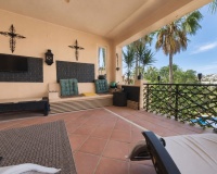 Rynek wtórny - apartment - Estepona - Estepona Centro