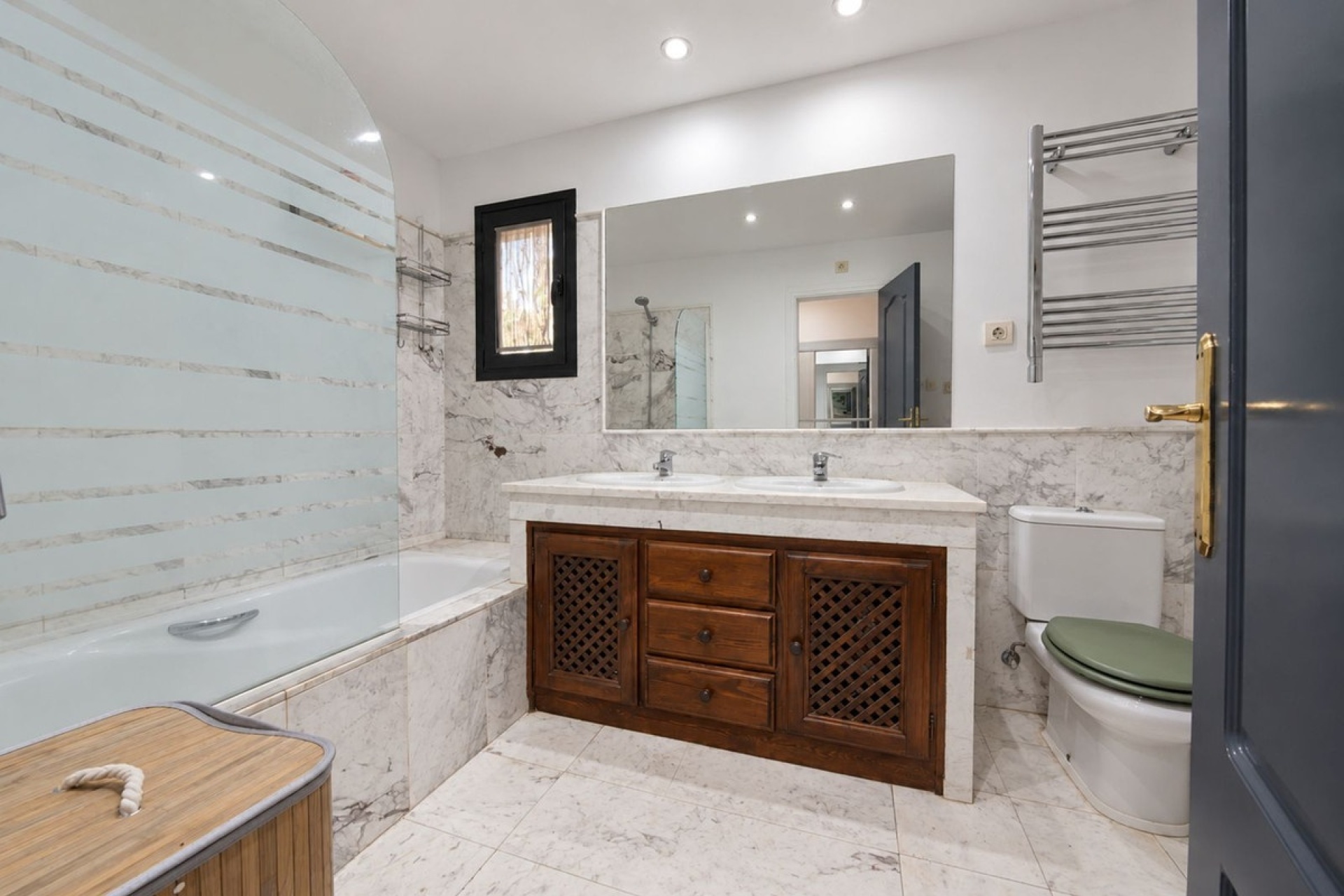 Rynek wtórny - apartment - Estepona - Estepona Centro