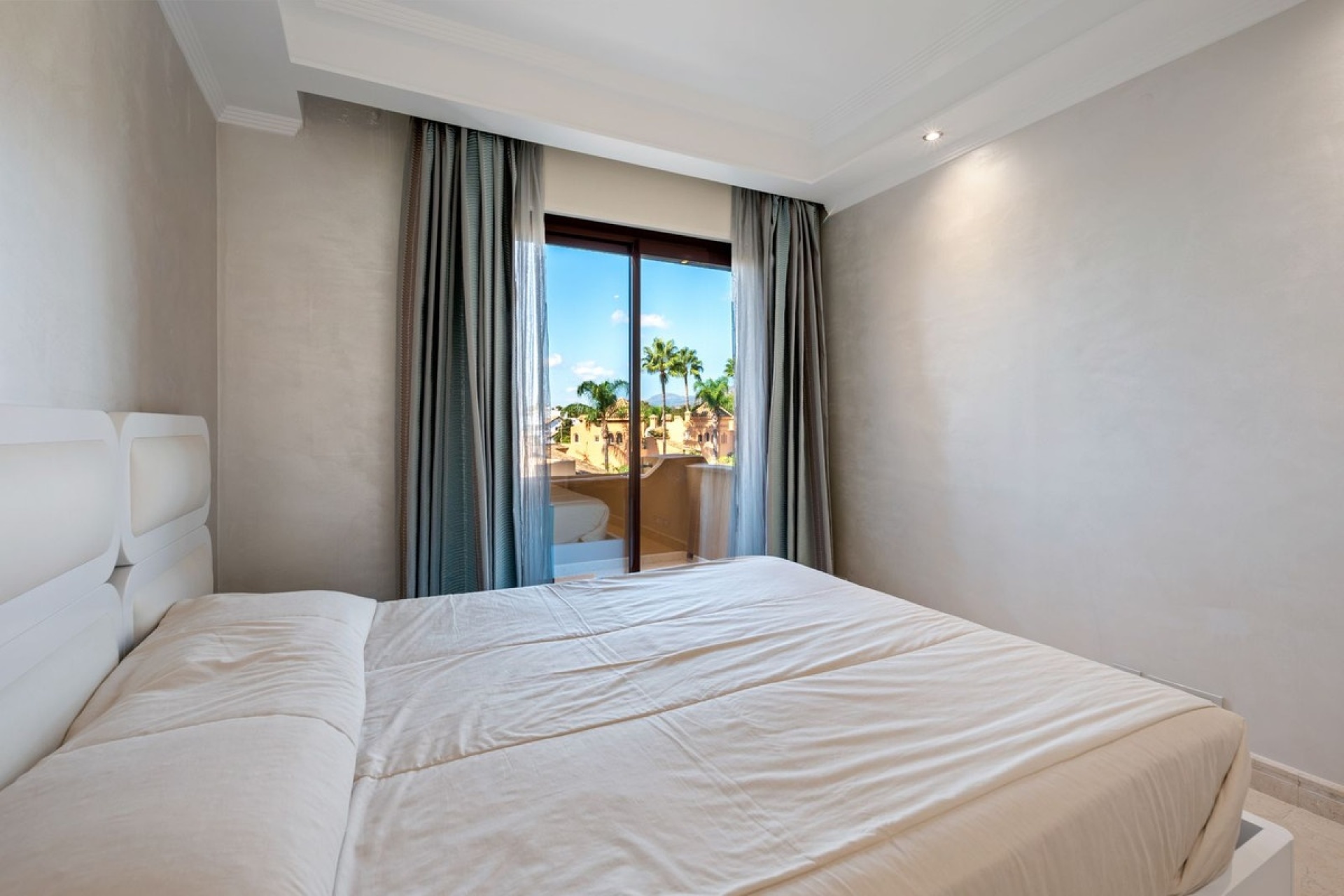 Rynek wtórny - apartment - Estepona - Estepona Centro