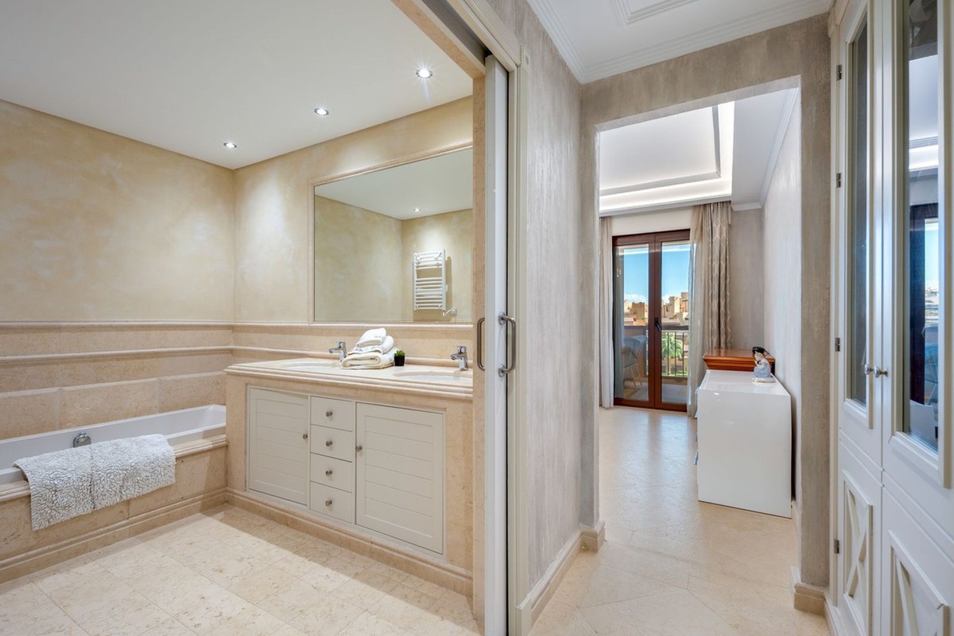 Rynek wtórny - apartment - Estepona - Estepona Centro