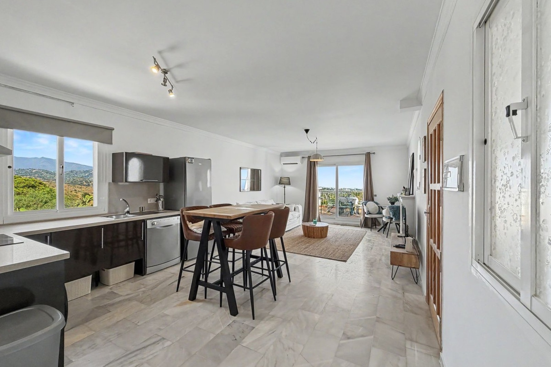 Rynek wtórny - apartment - Estepona - Estepona Centro