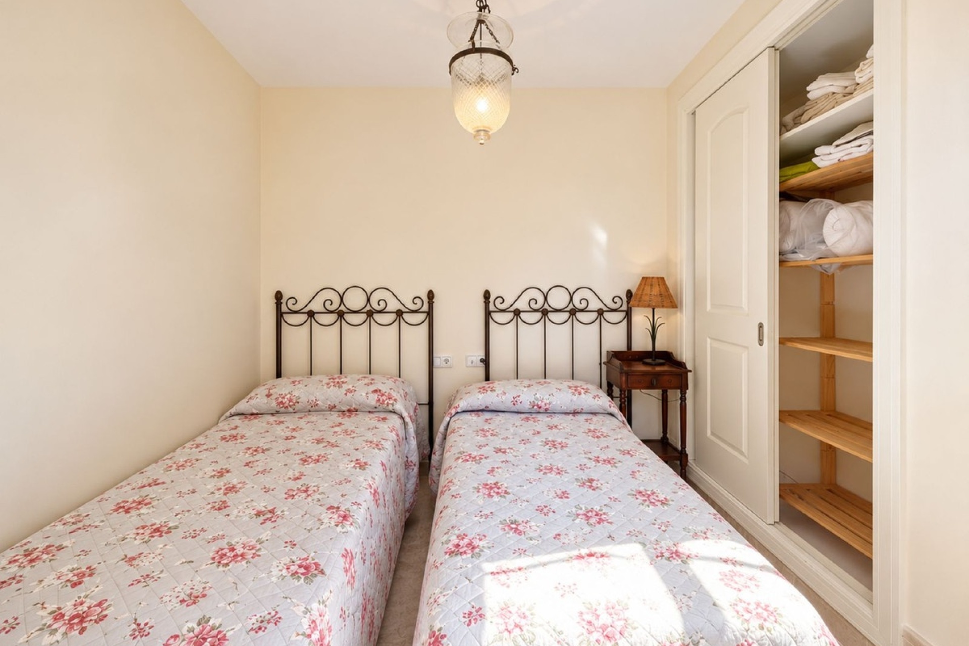 Rynek wtórny - apartment - Estepona - Estepona Centro