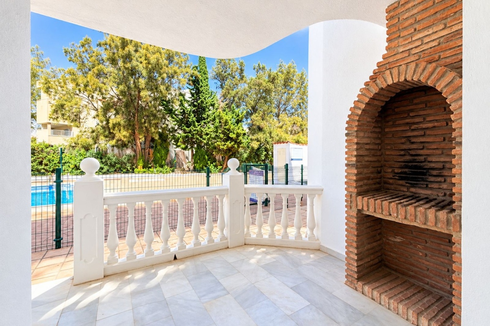 Rynek wtórny - apartment - Estepona - Estepona Centro
