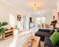 Rynek wtórny - apartment - Estepona - Estepona Centro