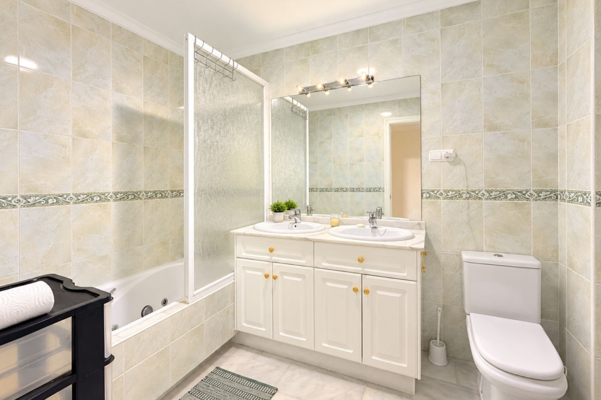 Rynek wtórny - apartment - Estepona - Estepona Centro
