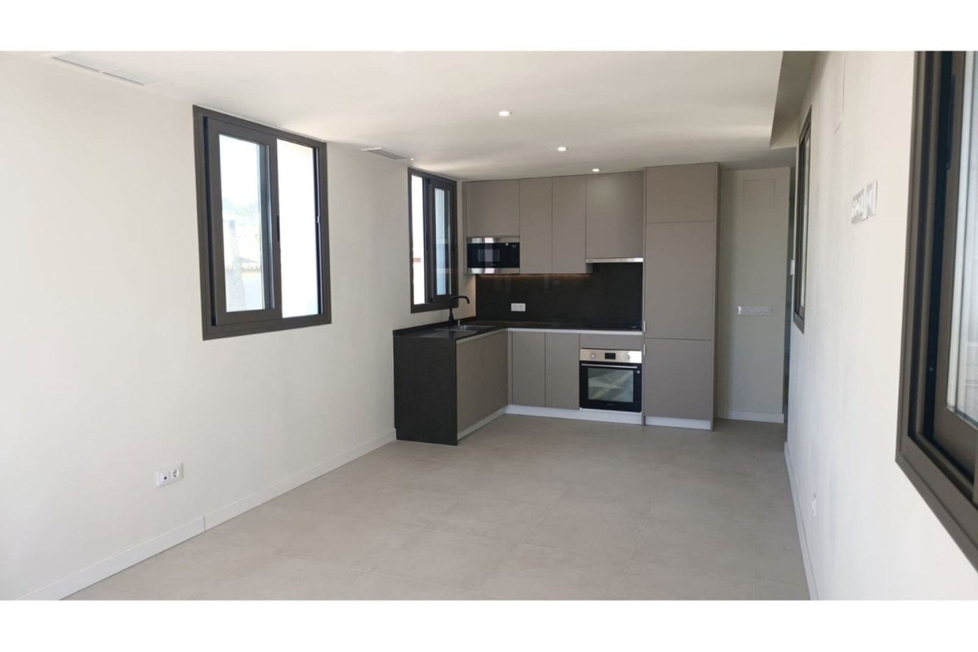 Rynek wtórny - apartment - Estepona - Estepona Centro
