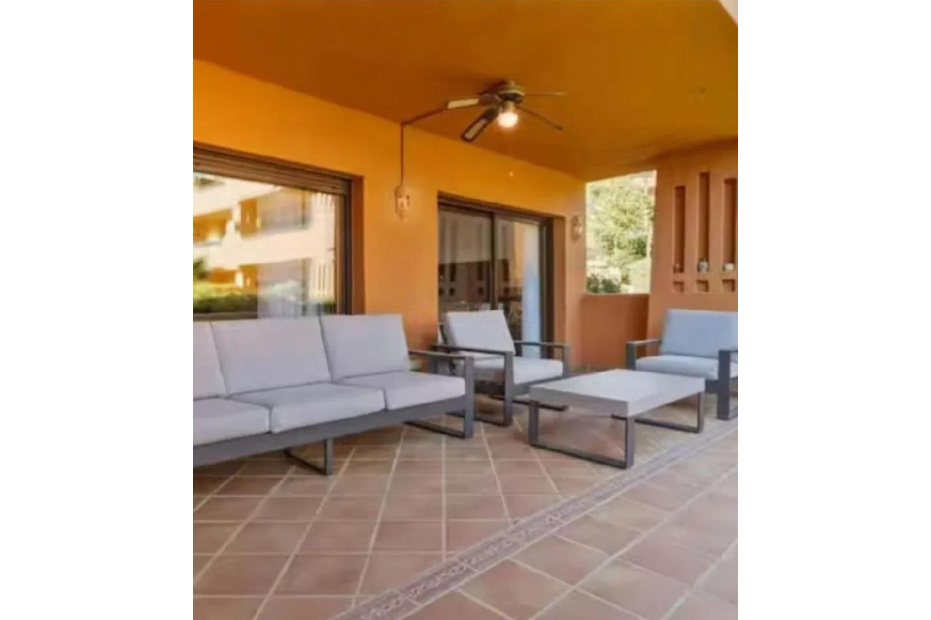 Rynek wtórny - apartment - Estepona - Estepona Centro