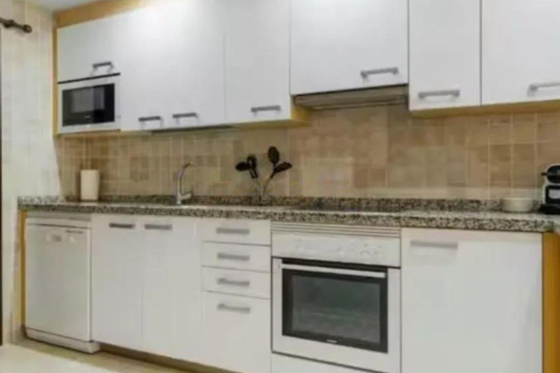 Rynek wtórny - apartment - Estepona - Estepona Centro