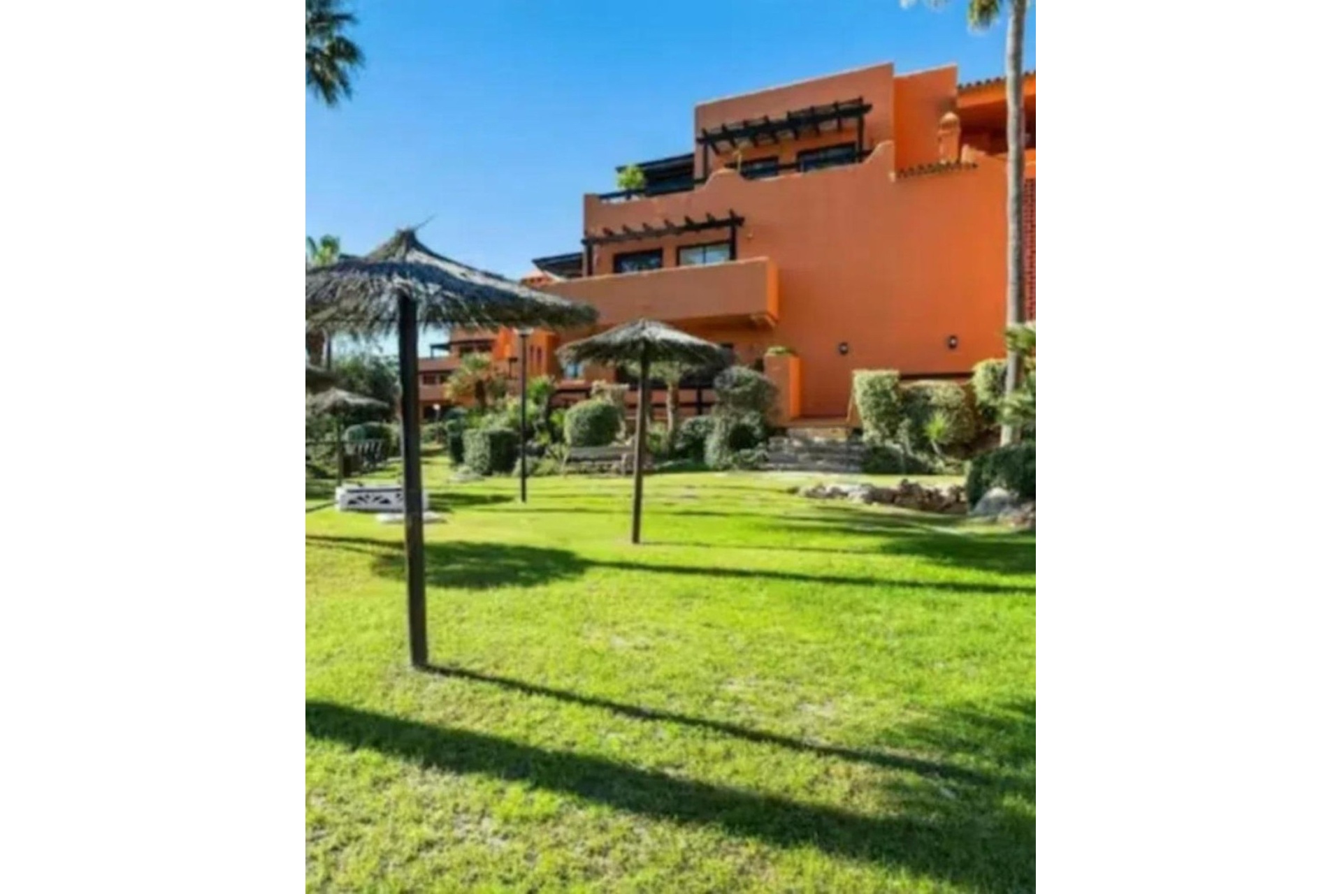 Rynek wtórny - apartment - Estepona - Estepona Centro