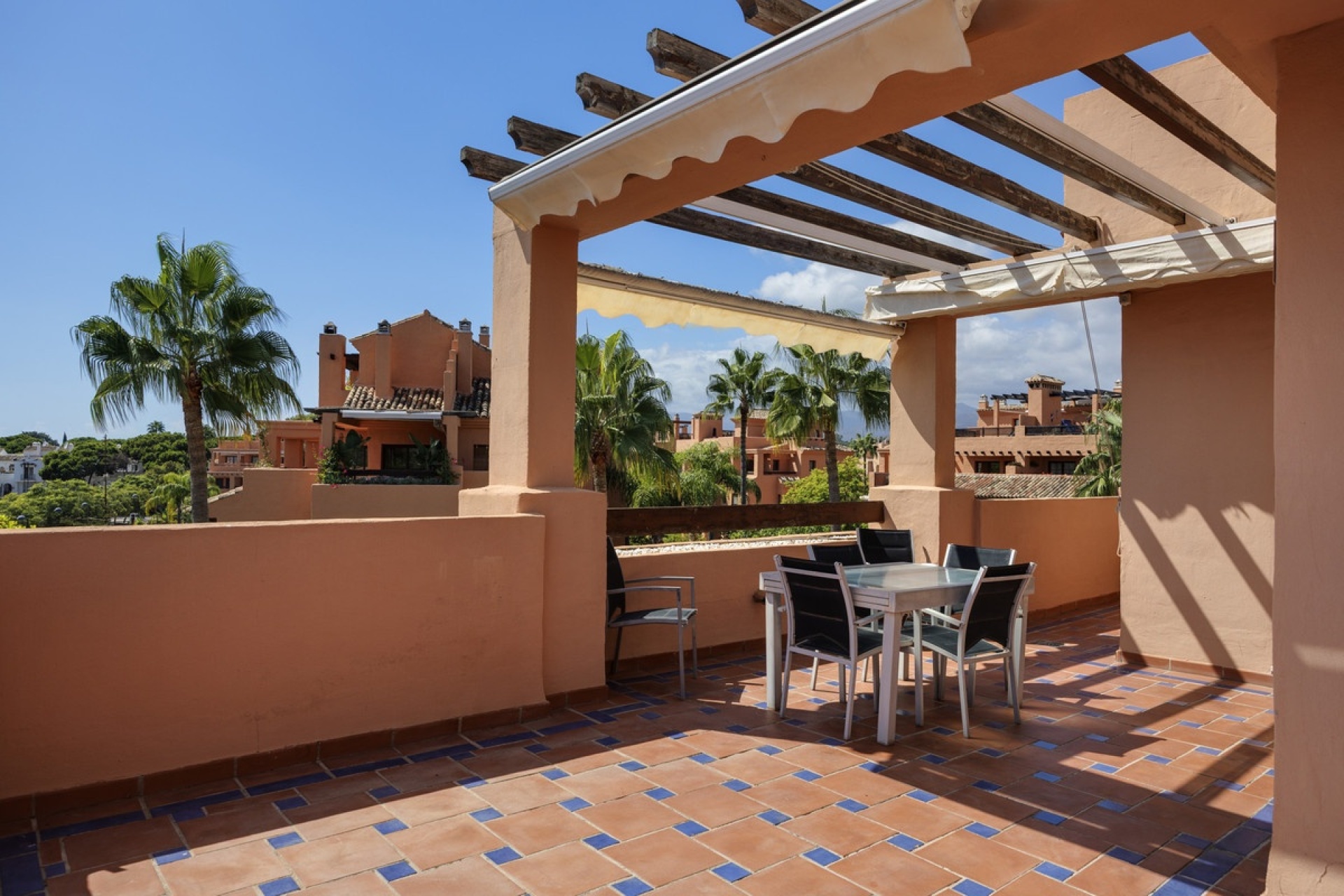 Rynek wtórny - apartment - Estepona - Estepona Centro