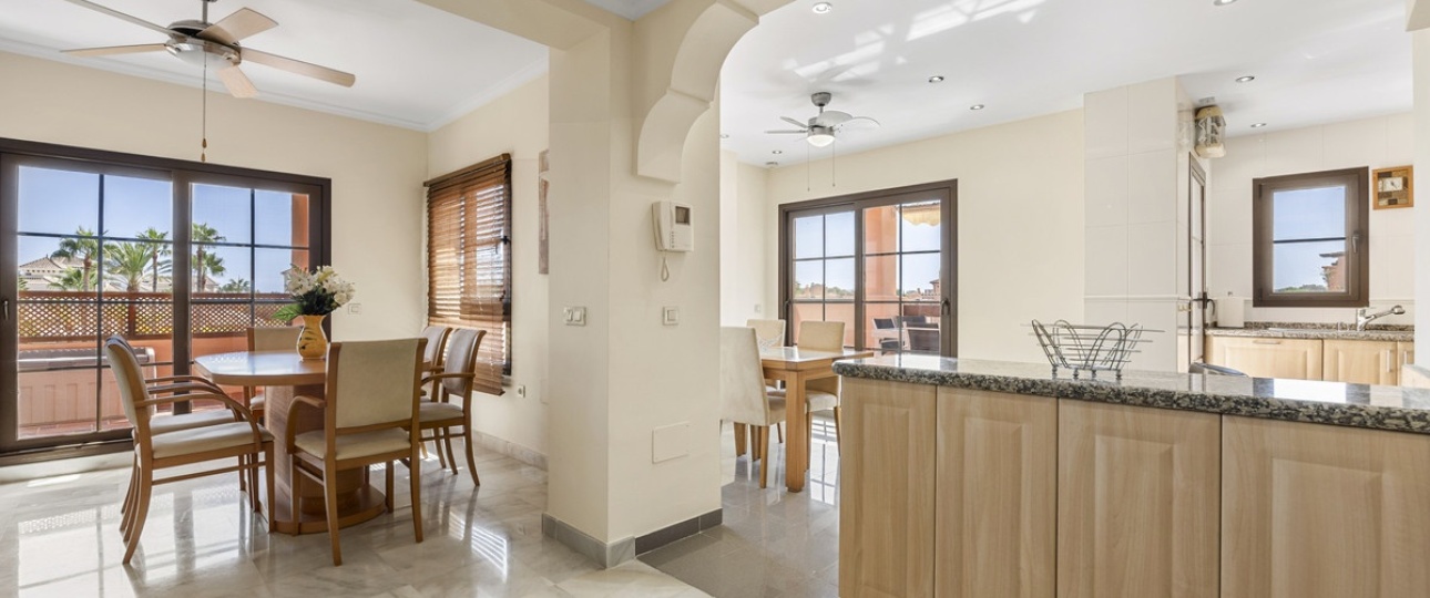 Rynek wtórny - apartment - Estepona - Estepona Centro