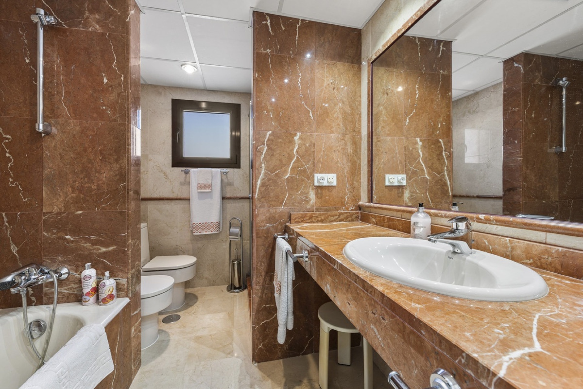 Rynek wtórny - apartment - Estepona - Estepona Centro