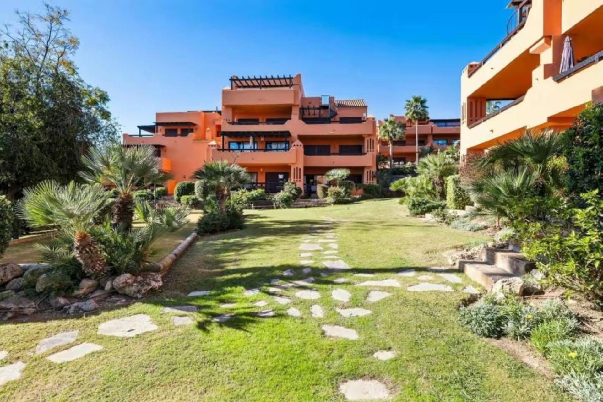 Rynek wtórny - apartment - Estepona - Estepona Centro