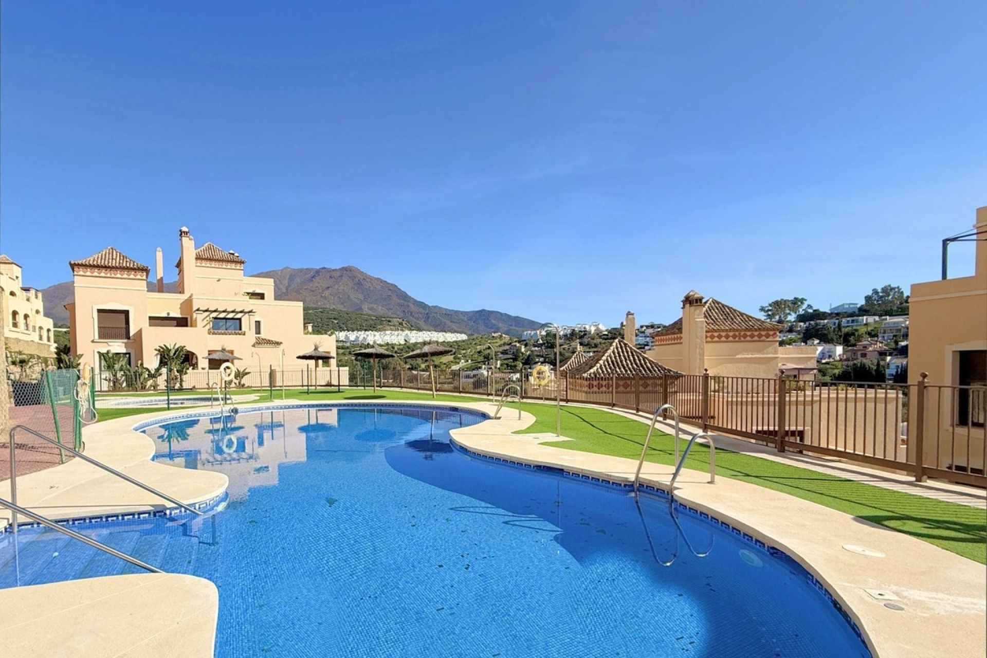 Rynek wtórny - apartment - Estepona - Estepona Centro