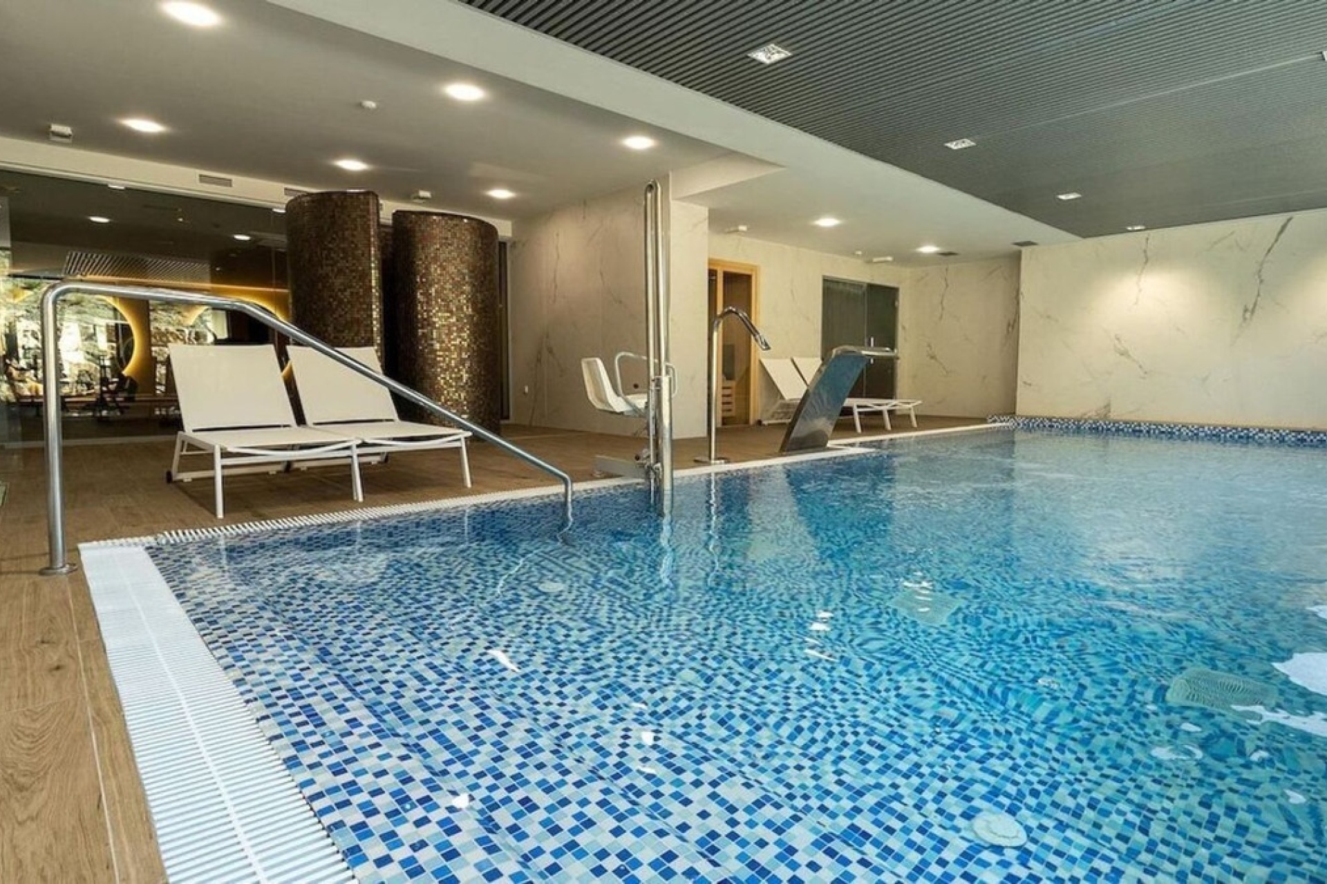 Rynek wtórny - apartment - Estepona - Estepona Centro