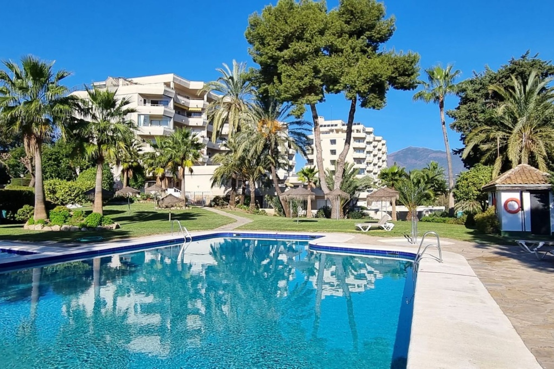Rynek wtórny - apartment - Estepona - Estepona Centro
