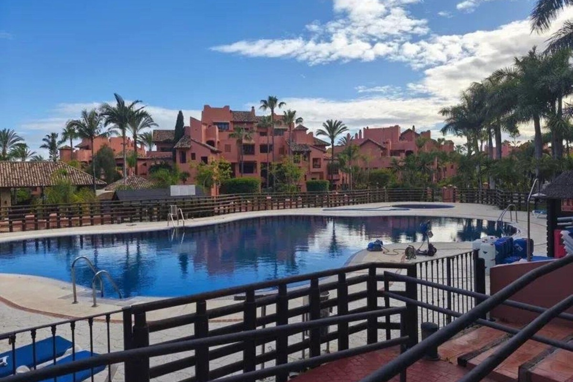 Rynek wtórny - apartment - Estepona - Estepona Centro
