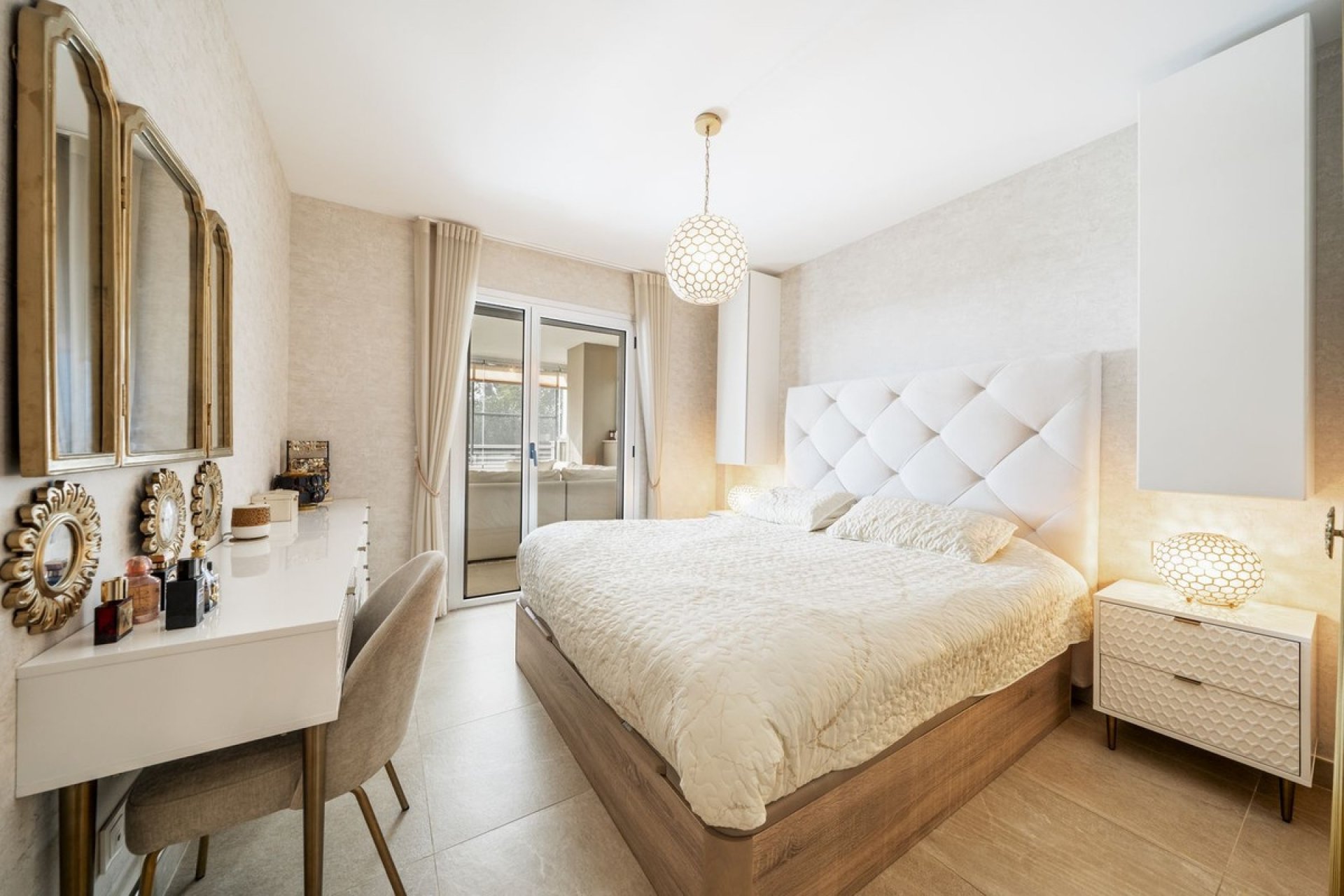Rynek wtórny - apartment - Estepona - Estepona Centro
