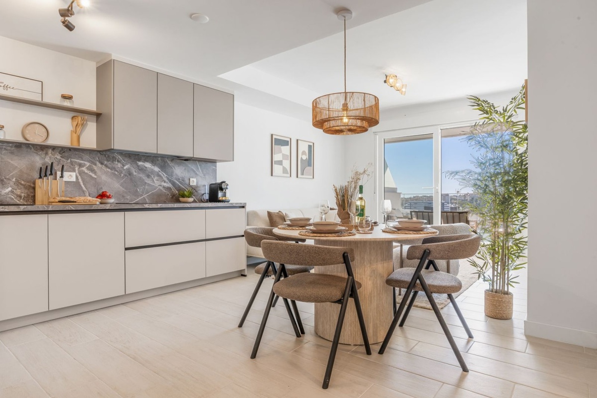 Rynek wtórny - apartment - Estepona - Estepona Centro