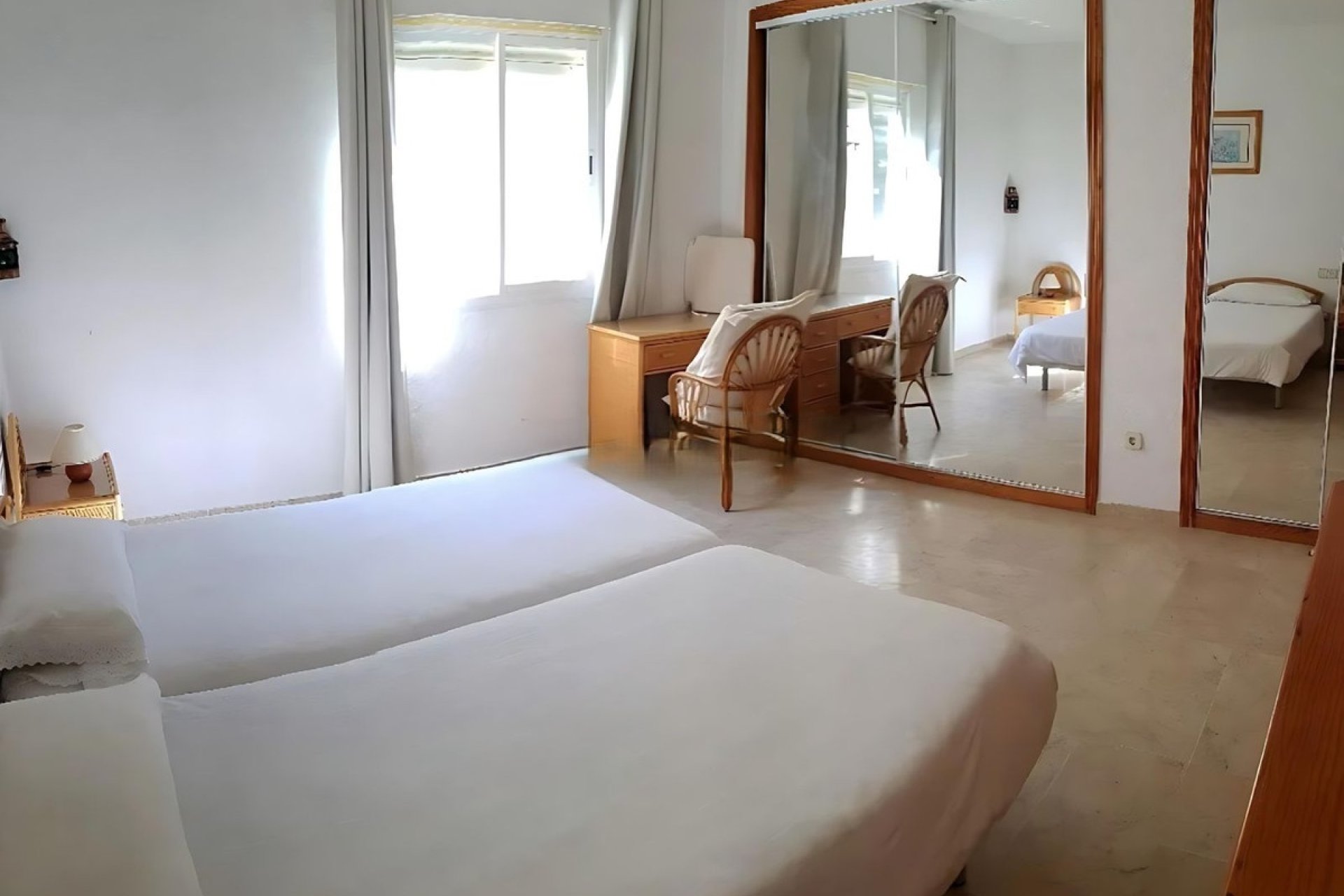 Rynek wtórny - apartment - Estepona - Estepona Centro