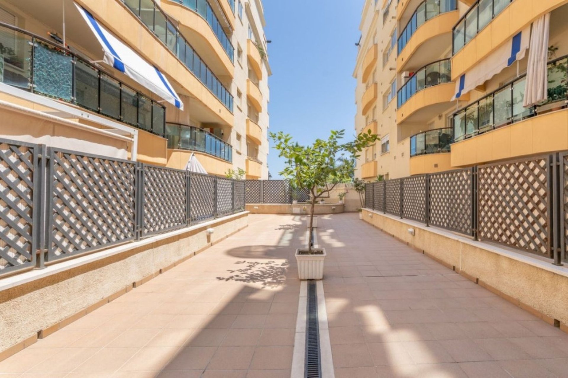 Rynek wtórny - apartment - Estepona - Estepona Centro
