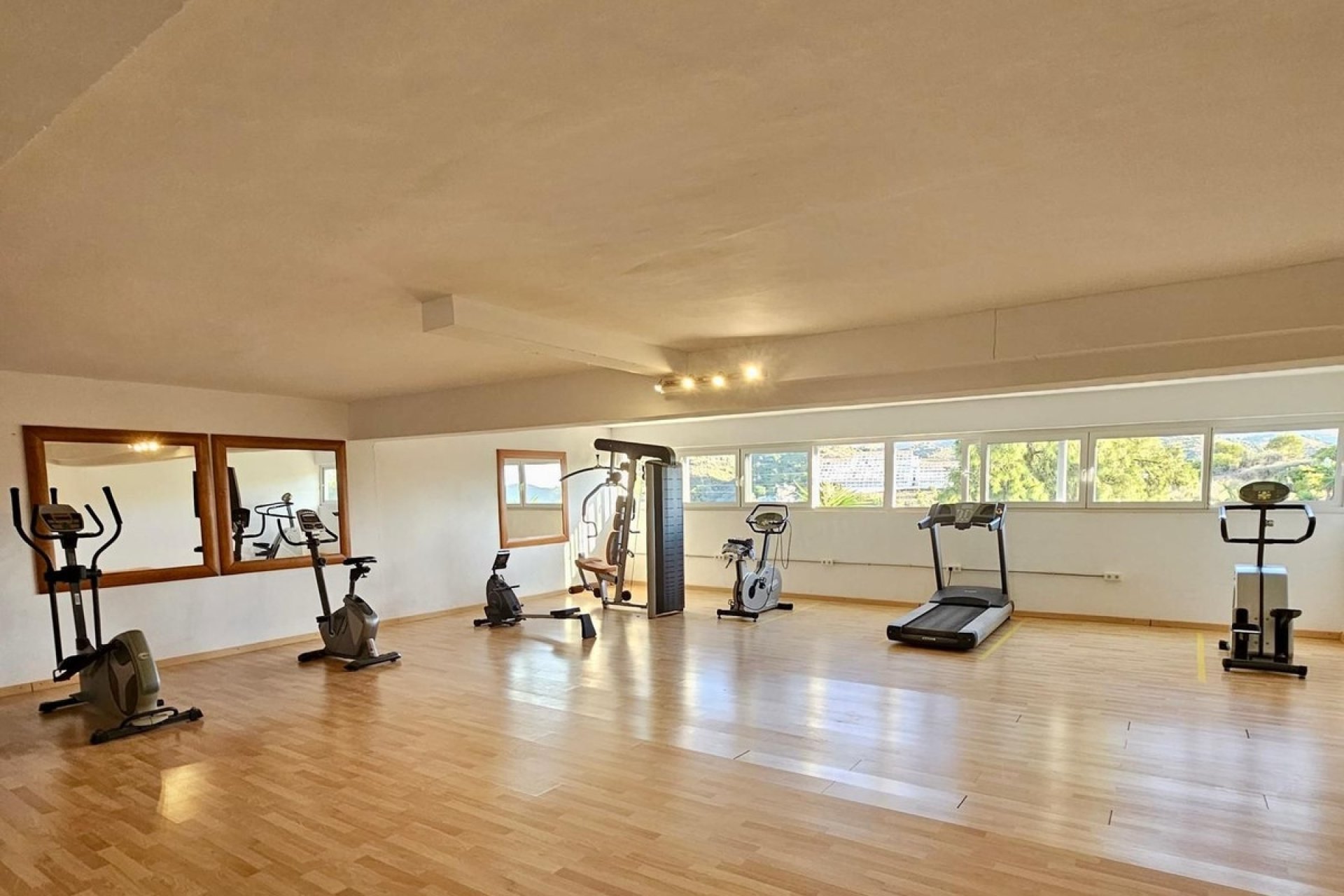 Rynek wtórny - apartment - Estepona - Estepona Centro