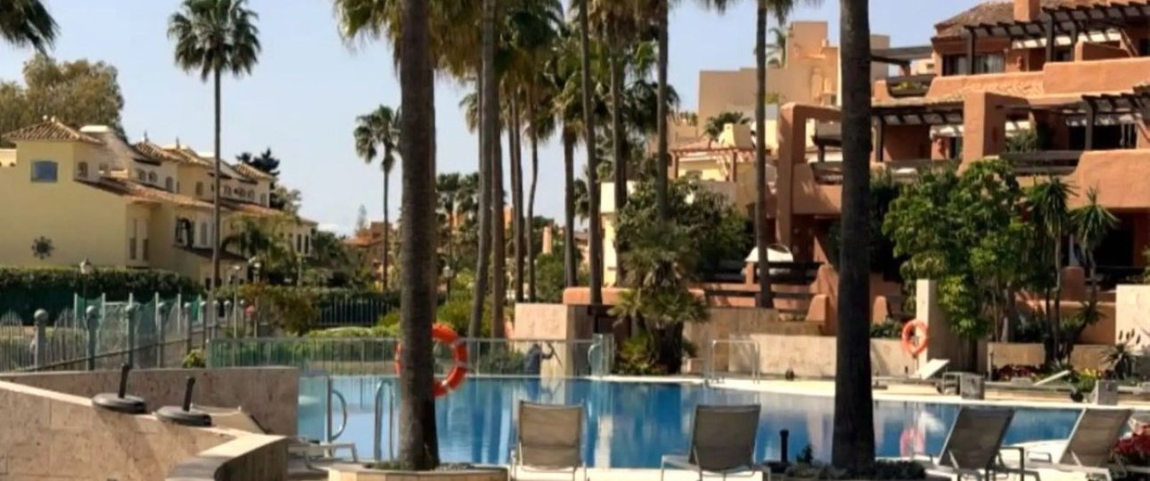 Rynek wtórny - apartment - Estepona - Estepona Centro