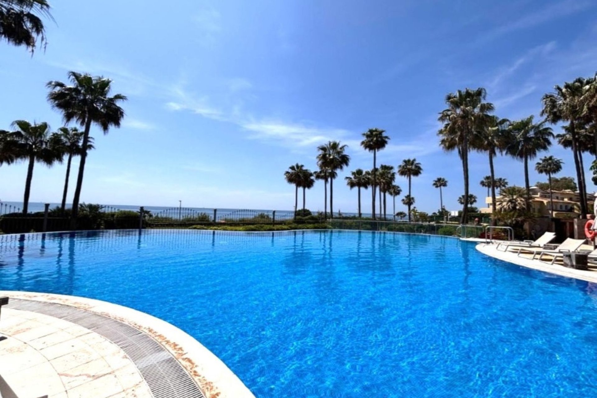 Rynek wtórny - apartment - Estepona - Estepona Centro