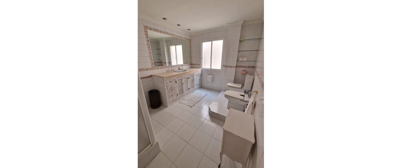 Rynek wtórny - apartment - Estepona - Estepona Centro
