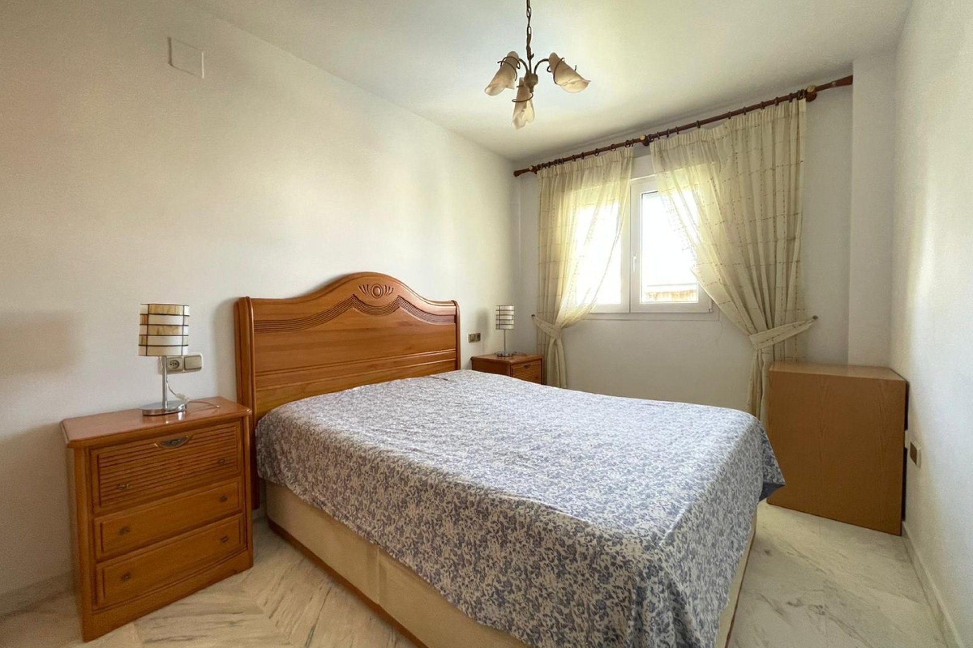 Rynek wtórny - apartment - Estepona - Estepona Centro