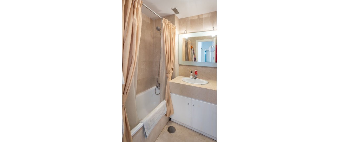Rynek wtórny - apartment - Estepona - Estepona Centro
