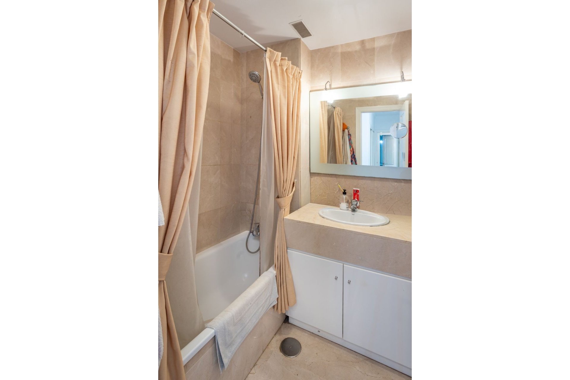 Rynek wtórny - apartment - Estepona - Estepona Centro