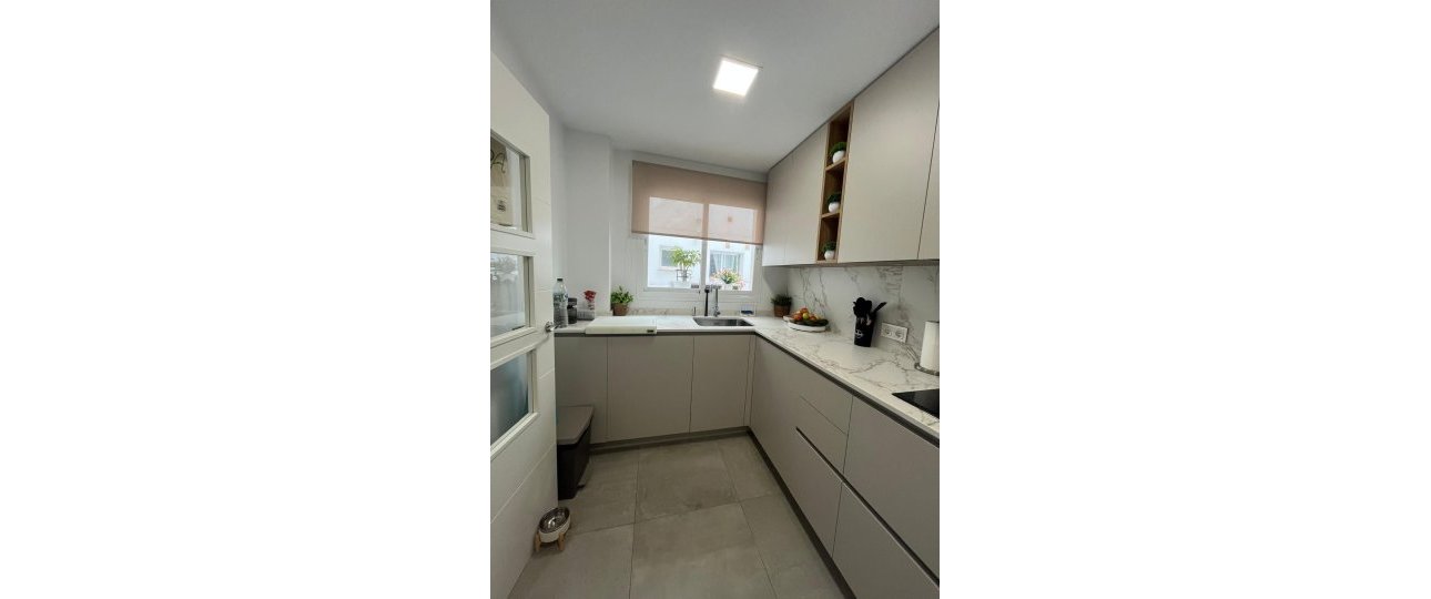 Rynek wtórny - apartment - Estepona - Estepona Centro
