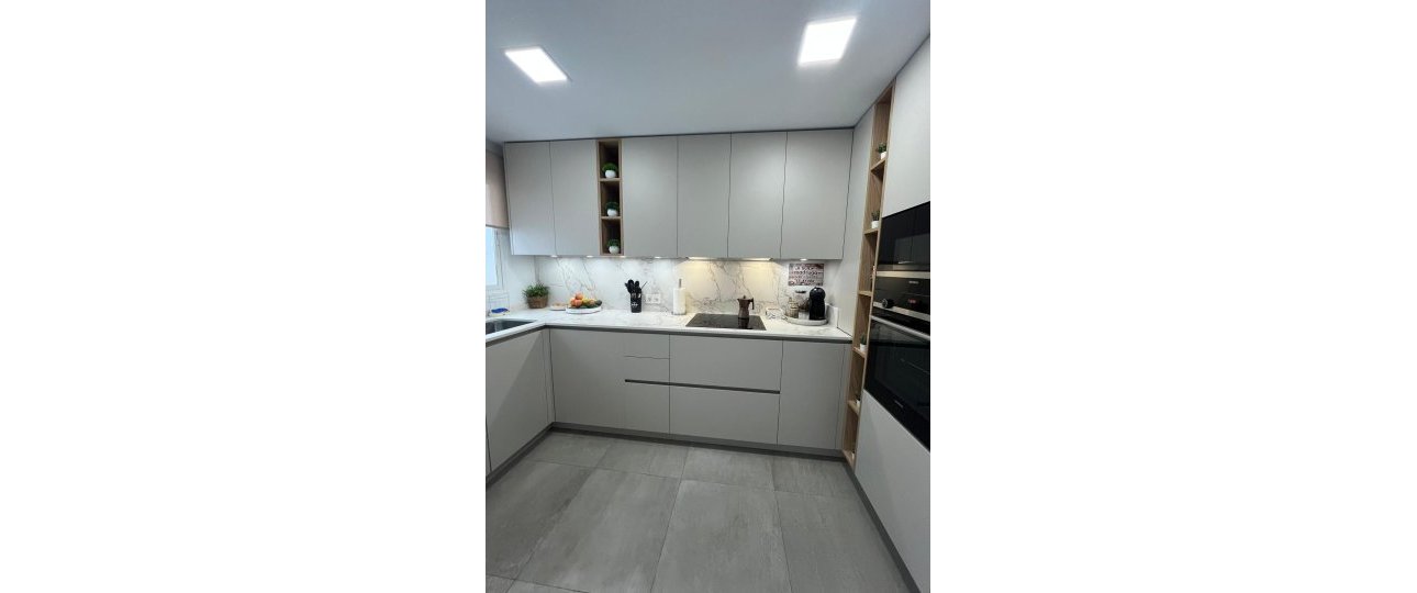 Rynek wtórny - apartment - Estepona - Estepona Centro