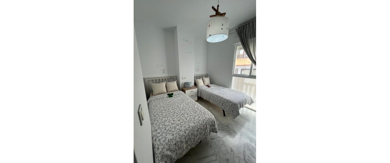 Rynek wtórny - apartment - Estepona - Estepona Centro