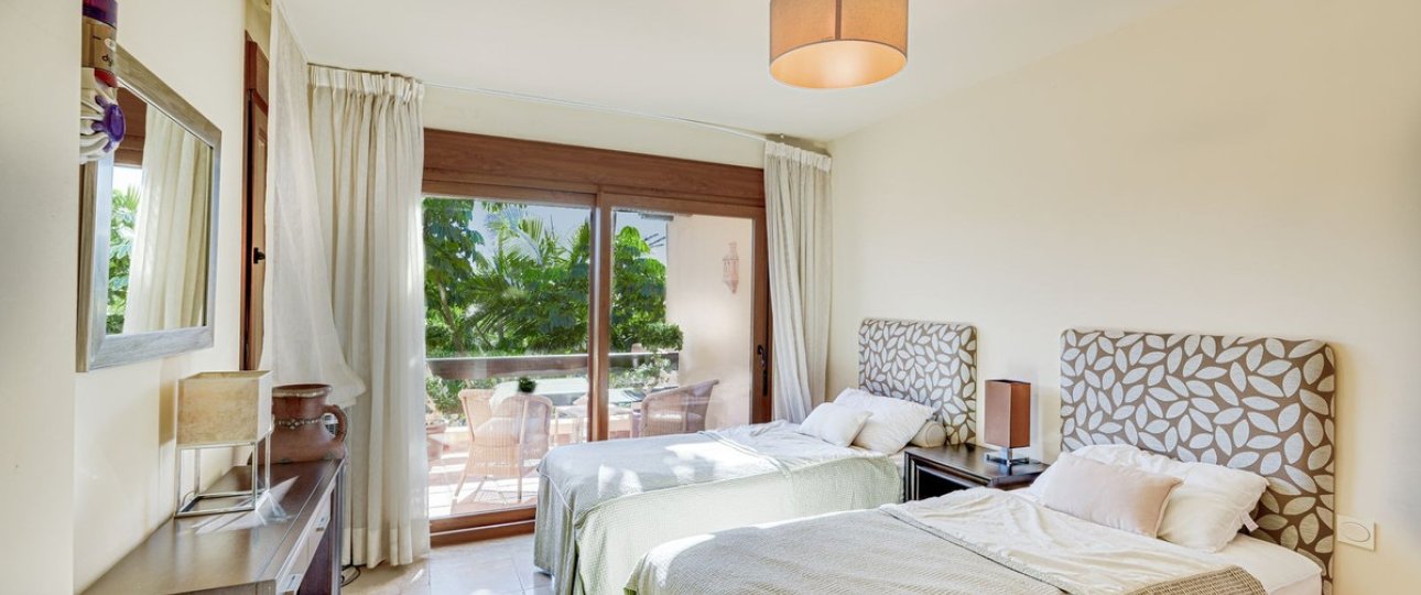 Rynek wtórny - apartment - Estepona - Estepona Centro