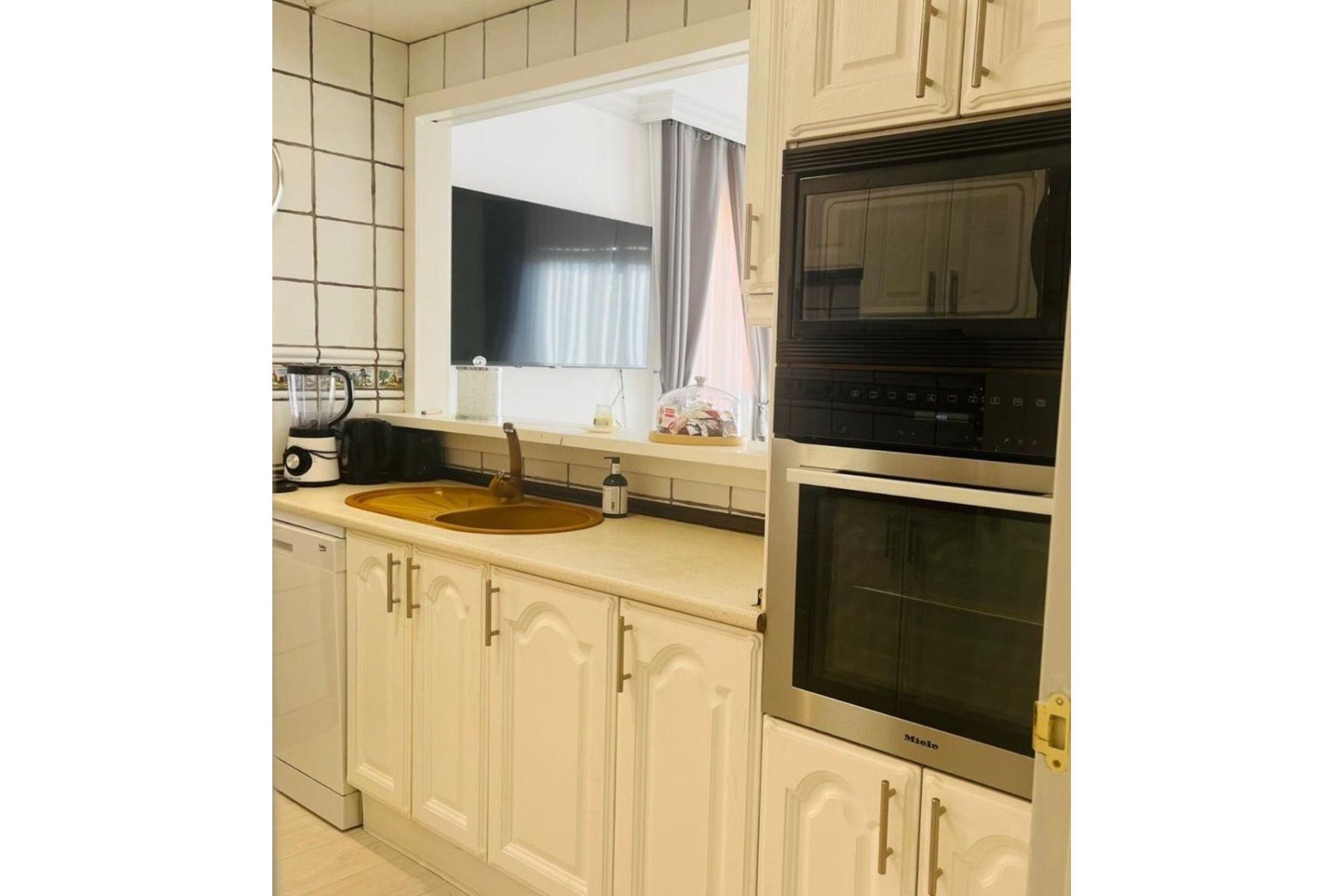 Rynek wtórny - apartment - Estepona - Estepona Centro