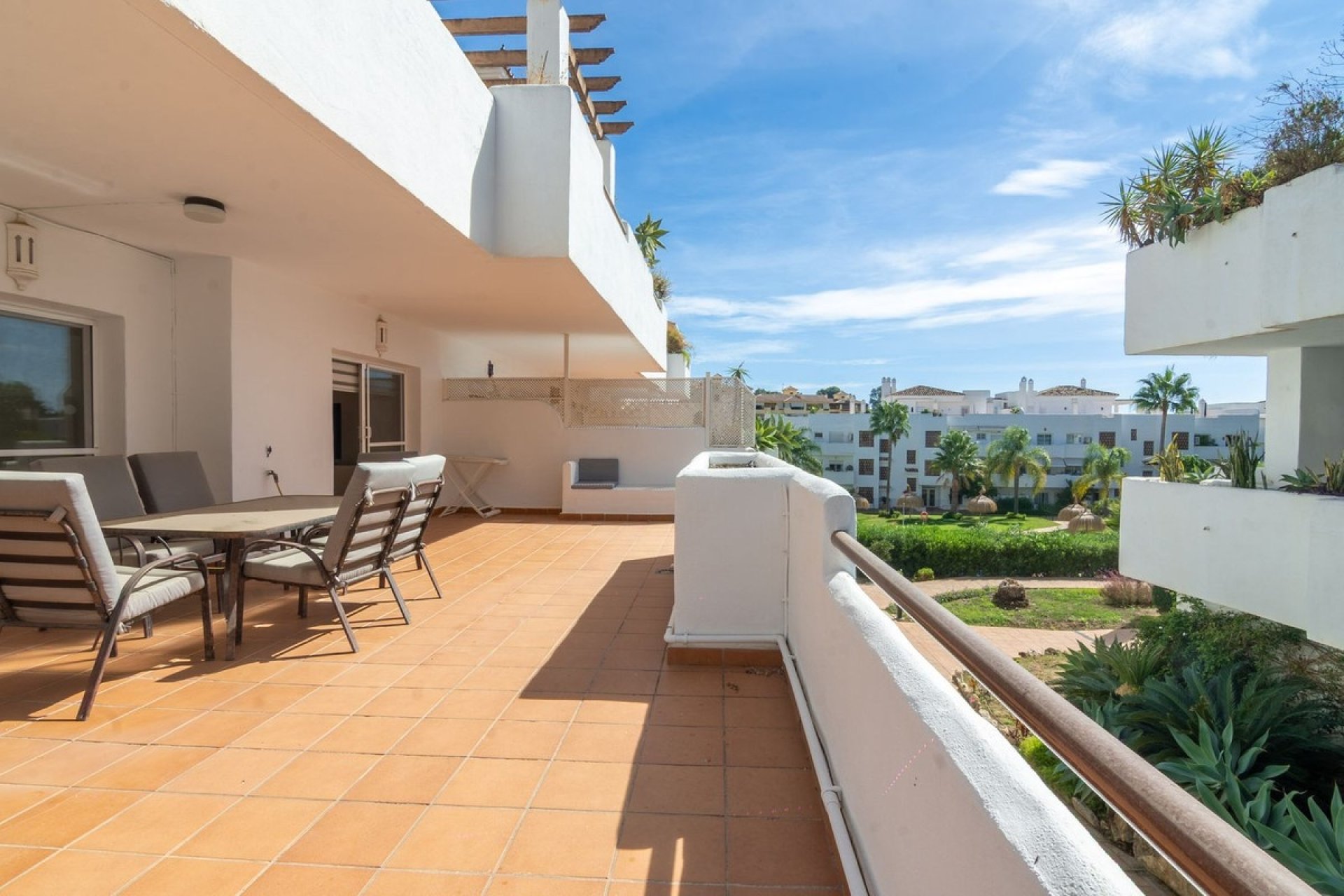 Rynek wtórny - apartment - Estepona - Estepona Centro