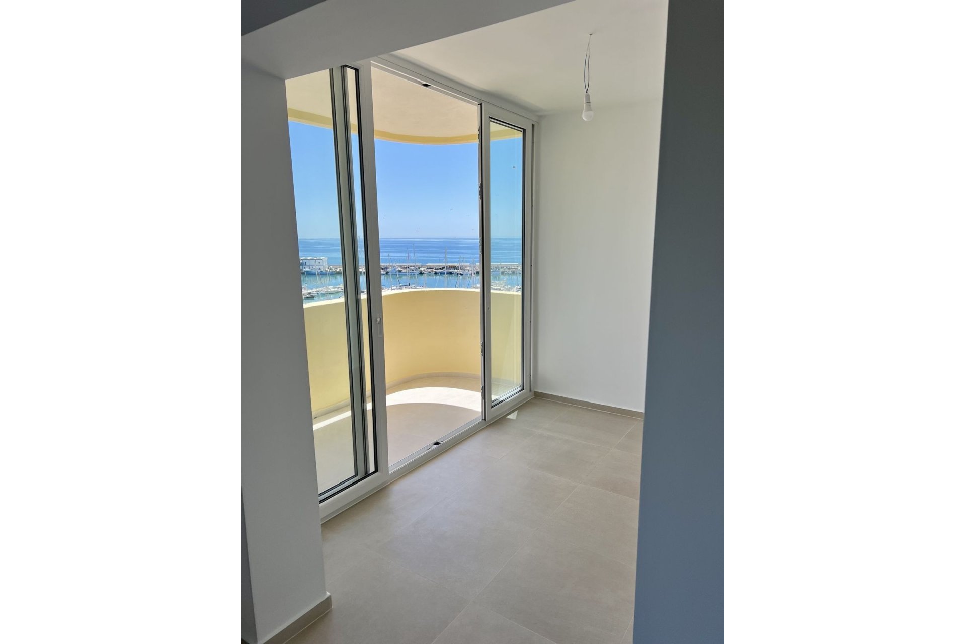 Rynek wtórny - apartment - Estepona - Estepona Centro