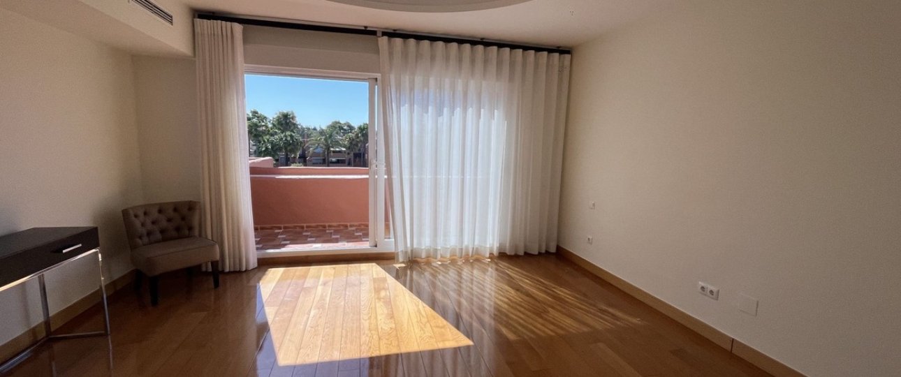 Rynek wtórny - apartment - Estepona - Estepona Centro