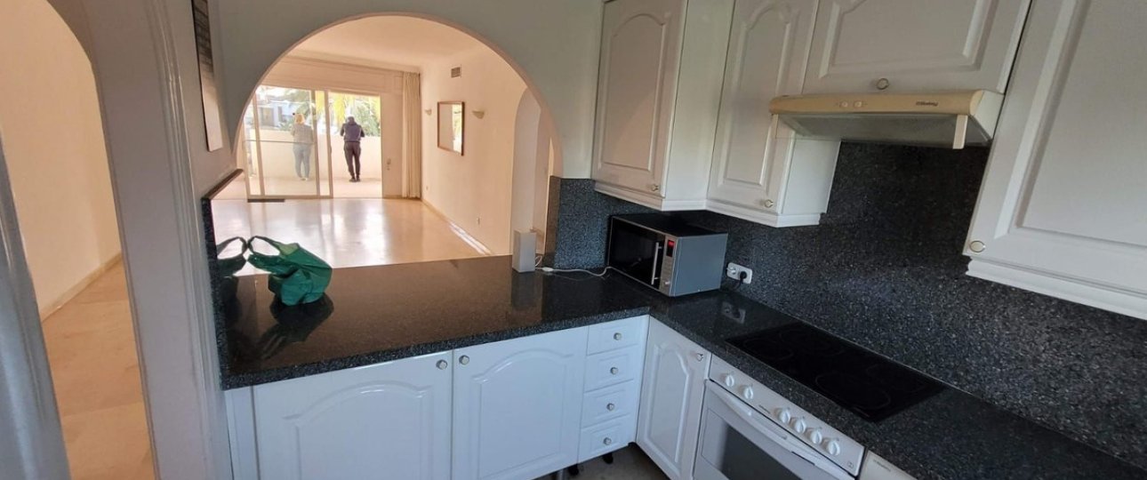 Rynek wtórny - apartment - Estepona - Estepona Centro